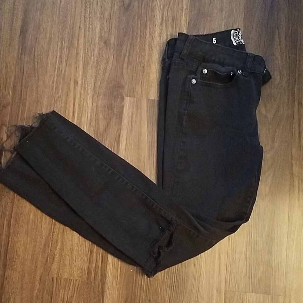 Black ripped jeans